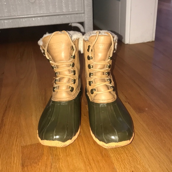 hunter green sperry duck boots